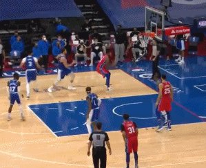 开云体育平台-恩比德不满判罚：詹姆斯应领到二级恶犯被驱逐出场